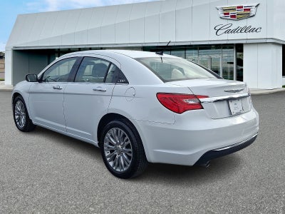2013 Chrysler 200 Limited