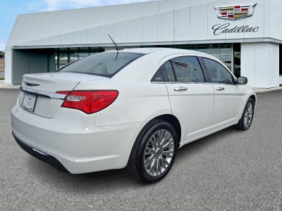 2013 Chrysler 200 Limited