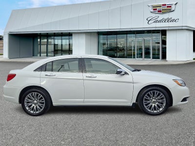 2013 Chrysler 200 Limited