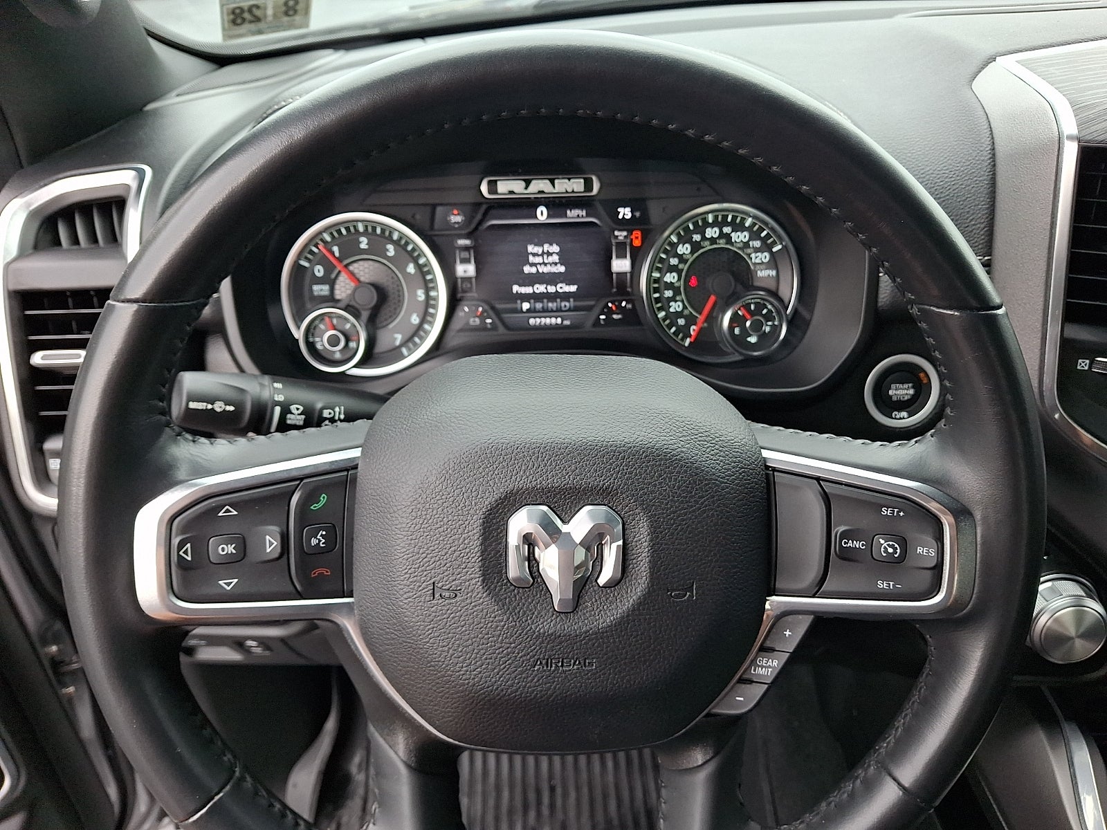 2023 RAM 1500 Laramie Crew Cab 4x4 5'7" Box