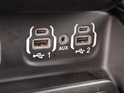 2023 RAM 1500 Laramie Crew Cab 4x4 5'7" Box