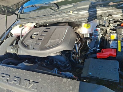 2025 RAM 1500 Tungsten Crew Cab 4x4 5'7" Box