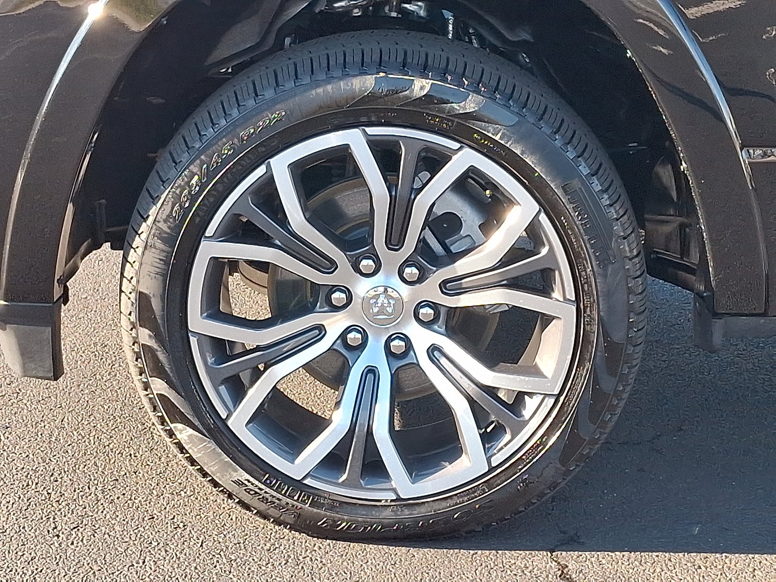 2025 RAM 1500 Tungsten Crew Cab 4x4 5'7" Box