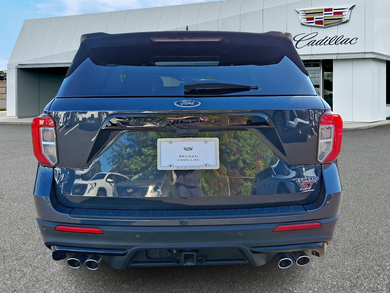 2023 Ford Explorer ST