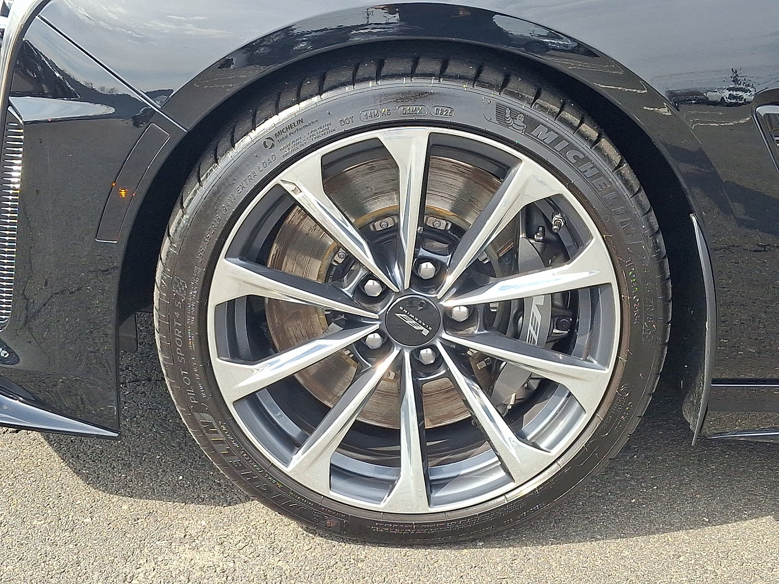 2025 Cadillac CT4-V V-Series Blackwing