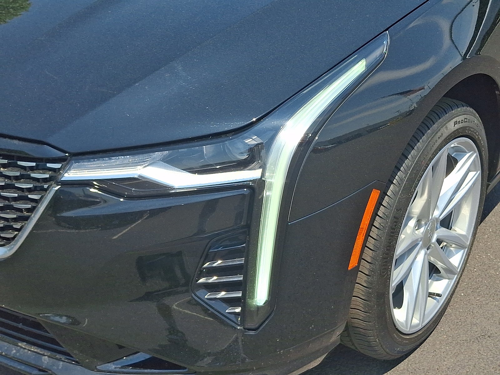 2023 Cadillac CT4 Luxury