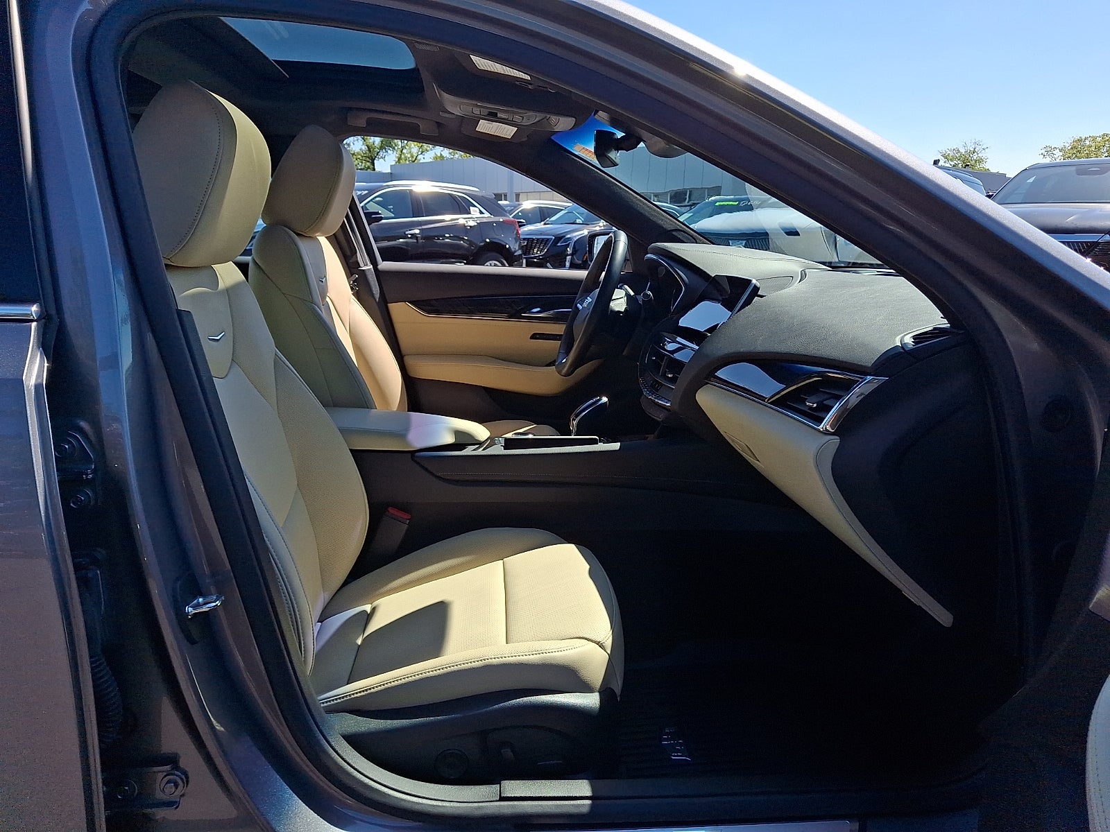 2022 Cadillac CT5 Premium Luxury