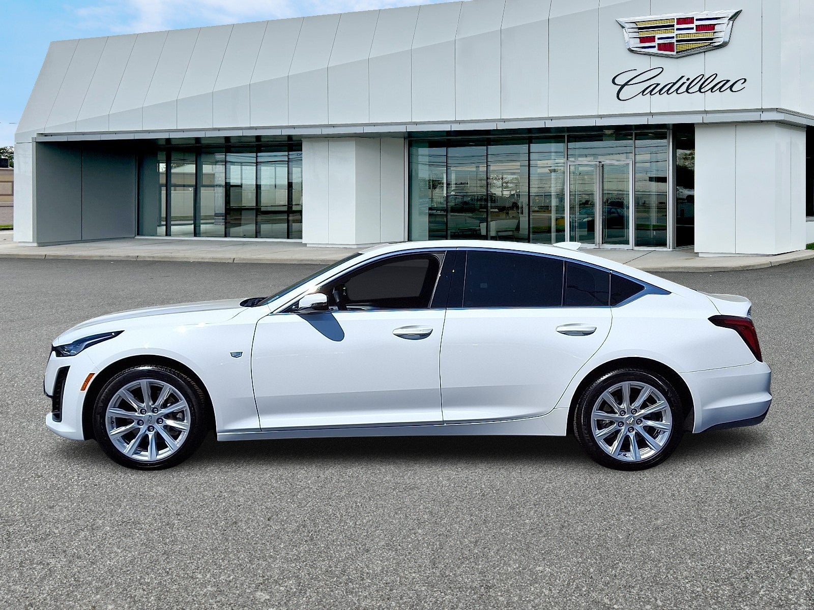 2023 Cadillac CT5 Luxury