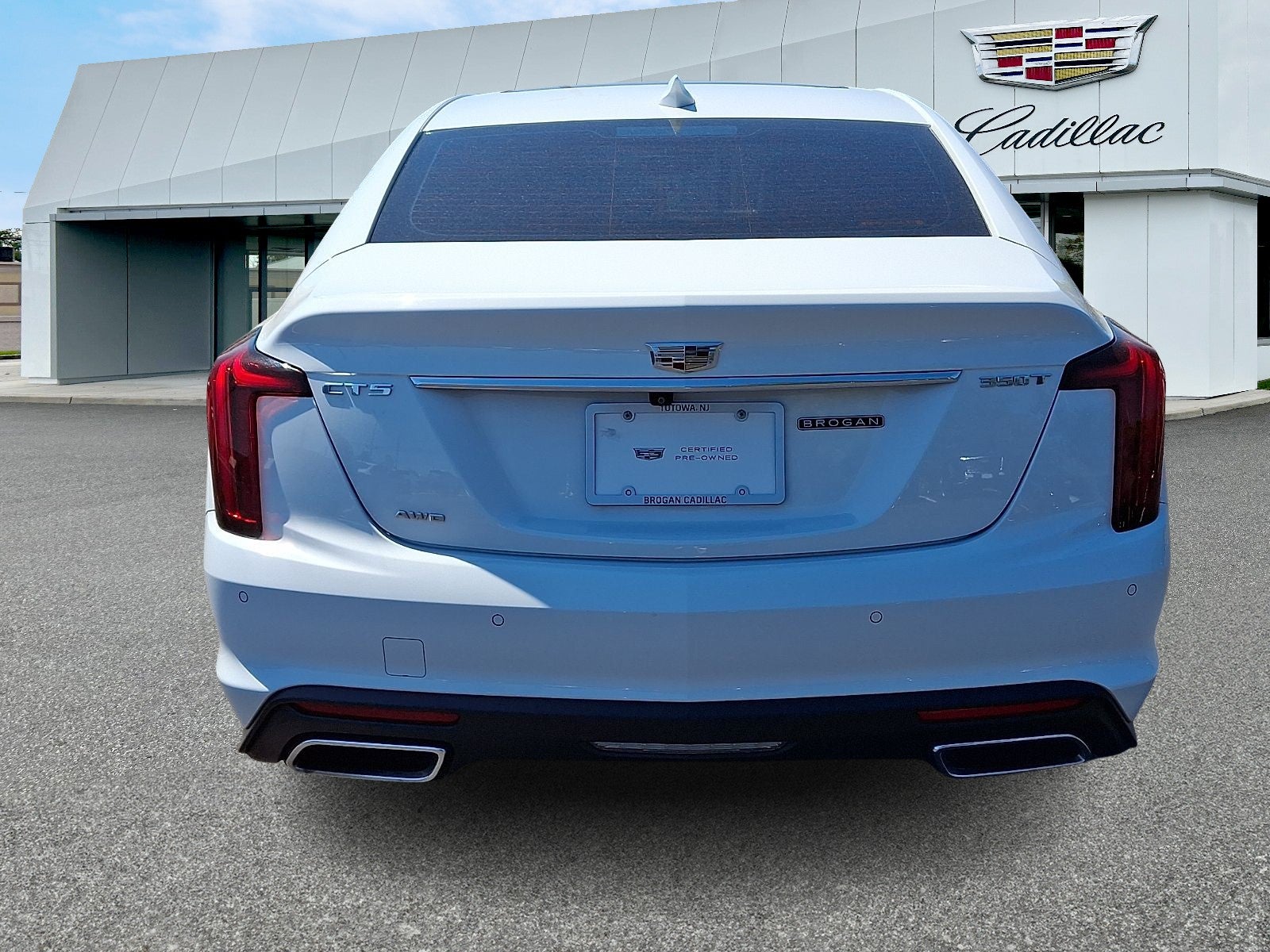 2023 Cadillac CT5 Luxury