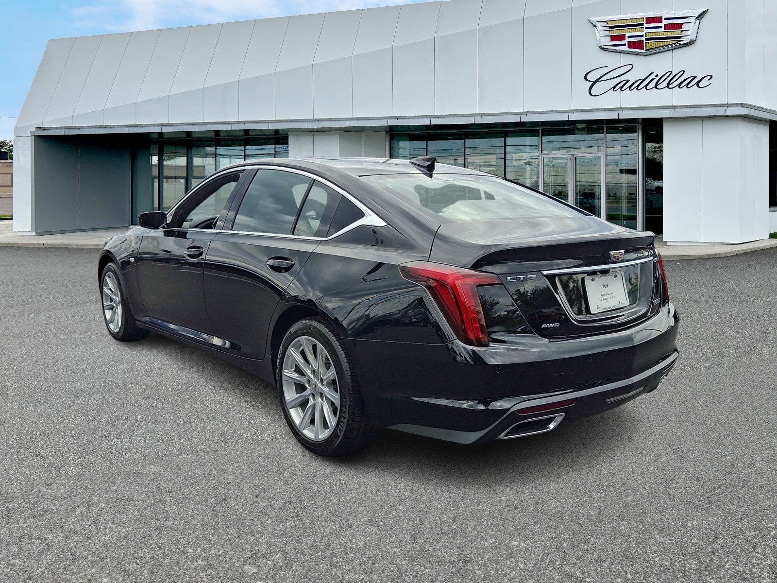 2023 Cadillac CT5 Luxury