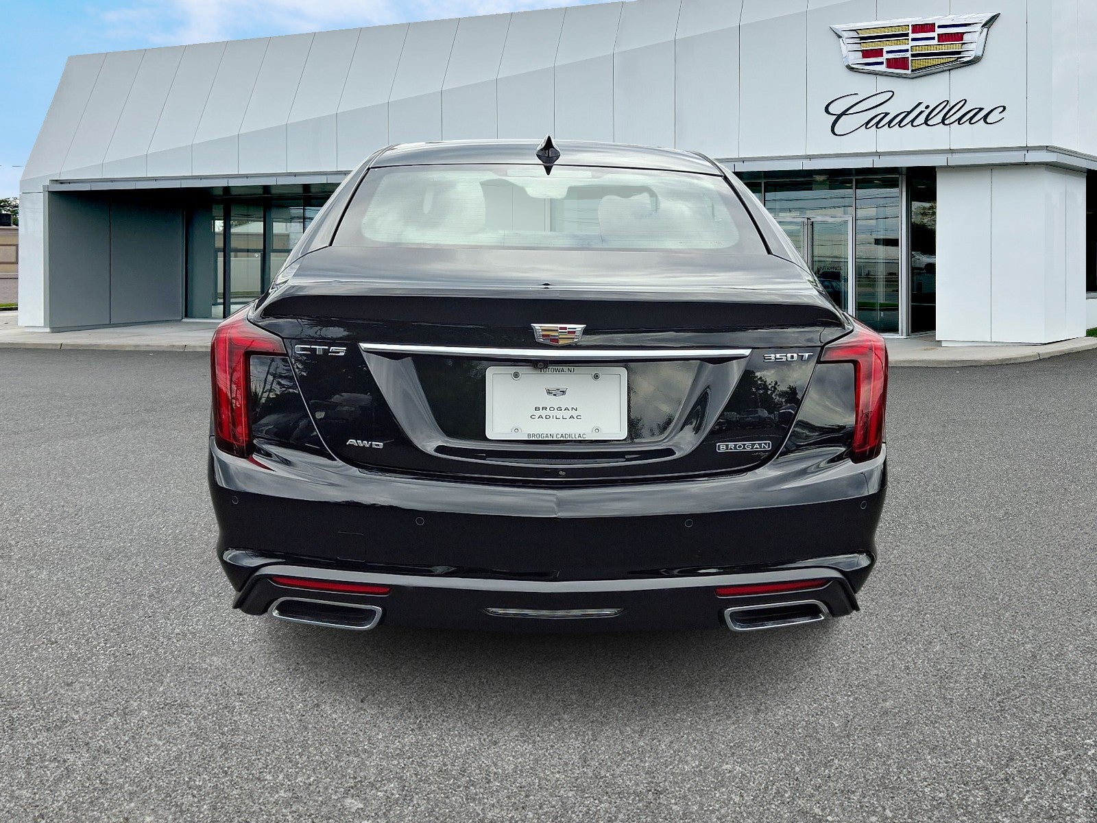 2023 Cadillac CT5 Luxury