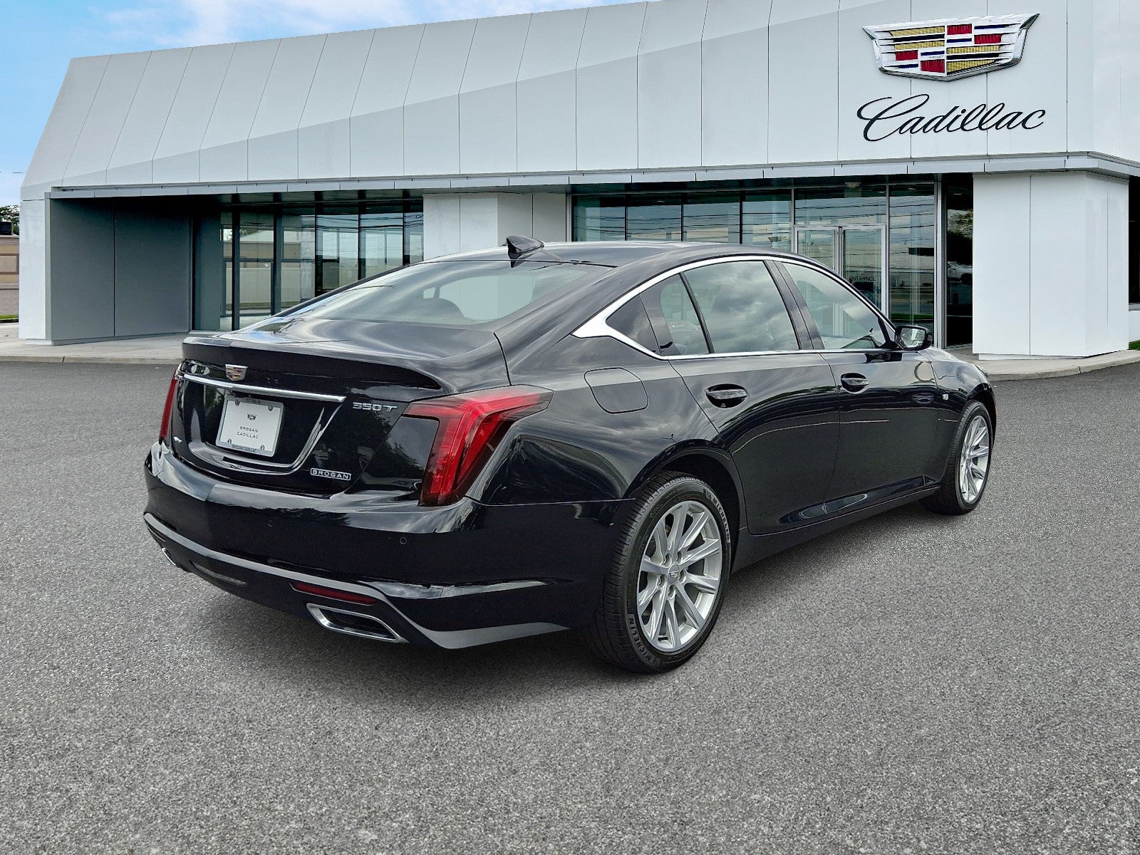 2023 Cadillac CT5 Luxury