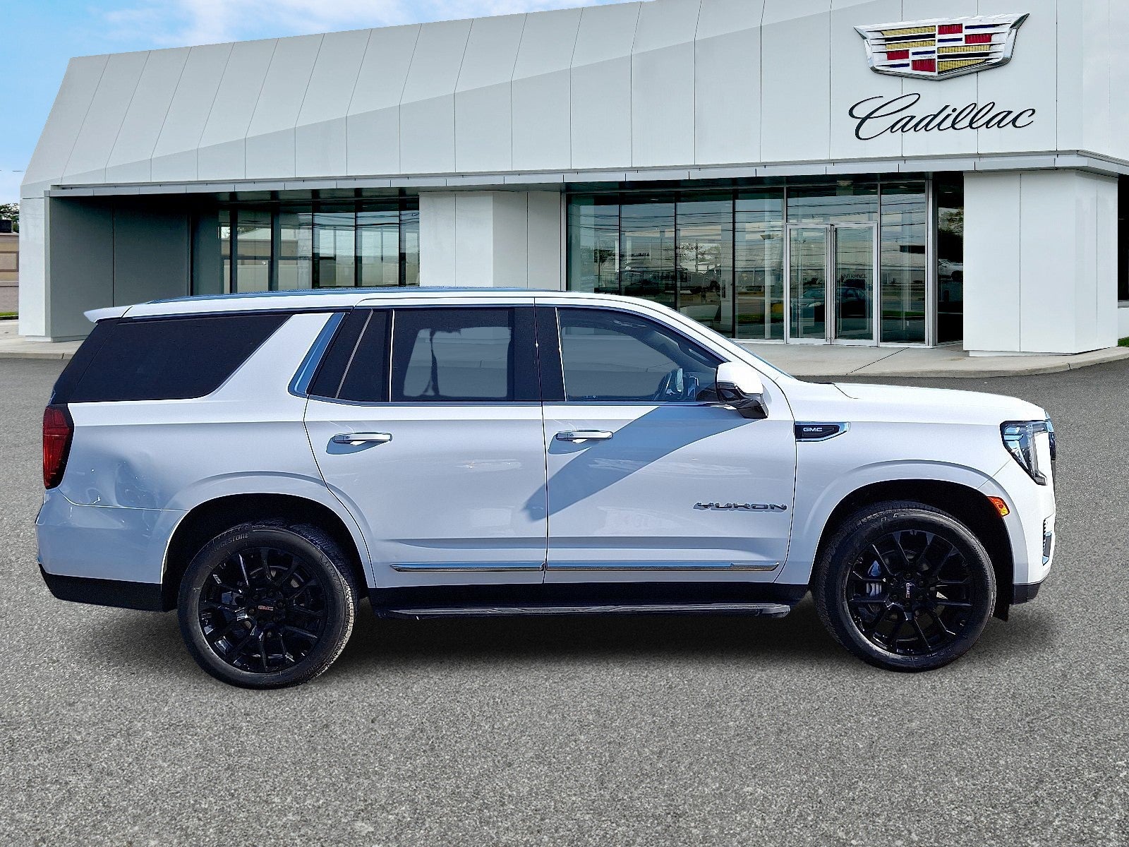 2022 GMC Yukon SLT