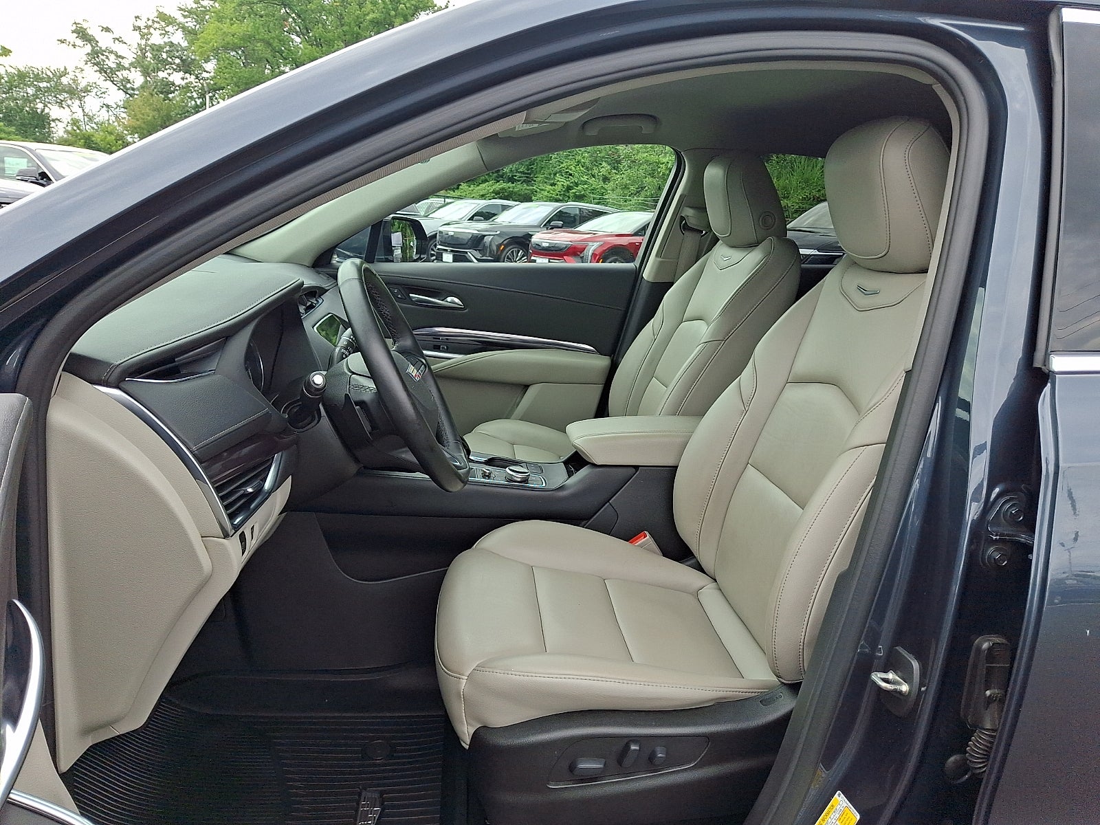 2021 Cadillac XT4 FWD Luxury