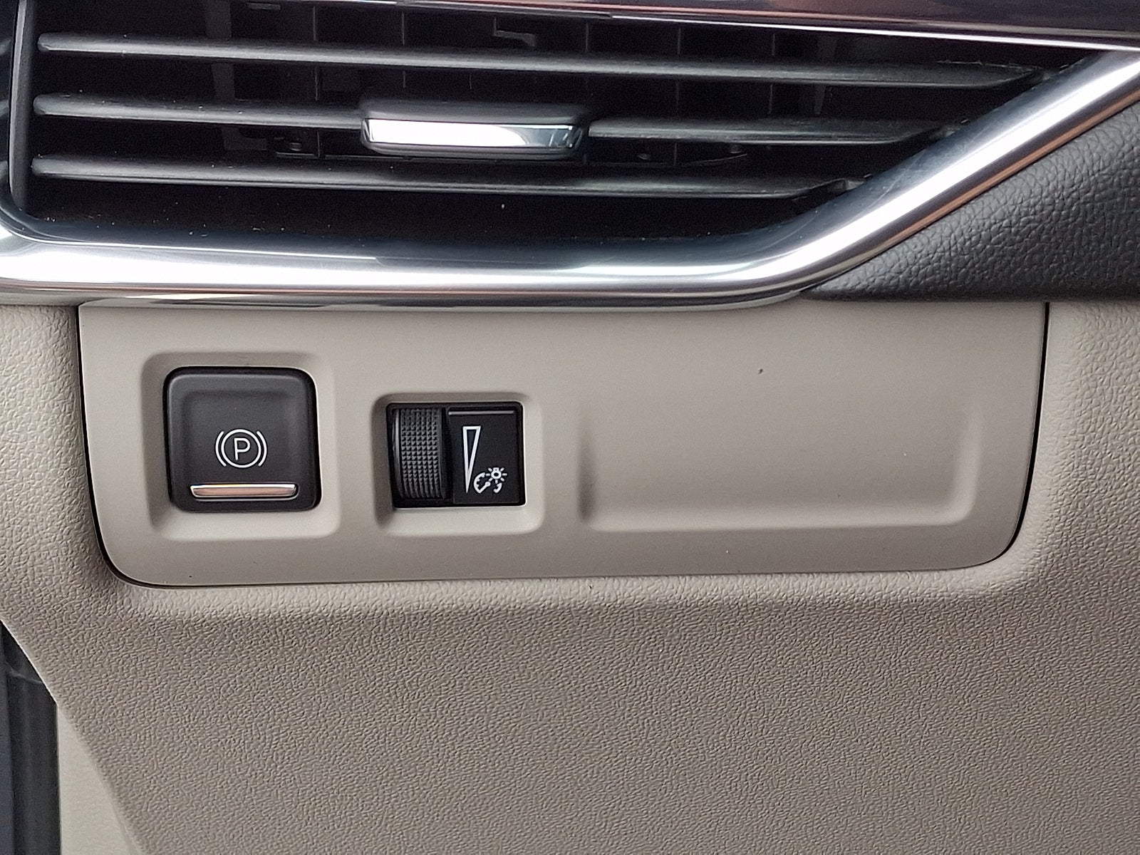 2021 Cadillac XT4 FWD Luxury