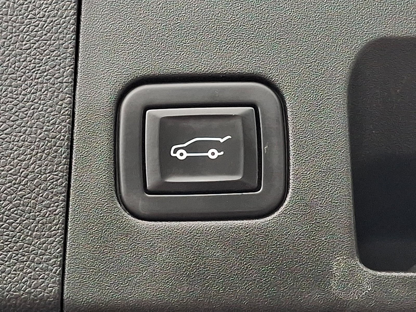 2021 Cadillac XT4 FWD Luxury