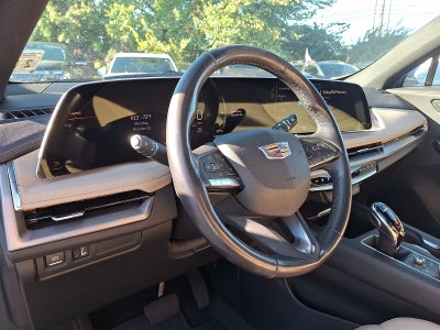 2024 Cadillac XT4 Luxury