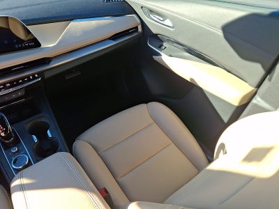2024 Cadillac XT4 Luxury