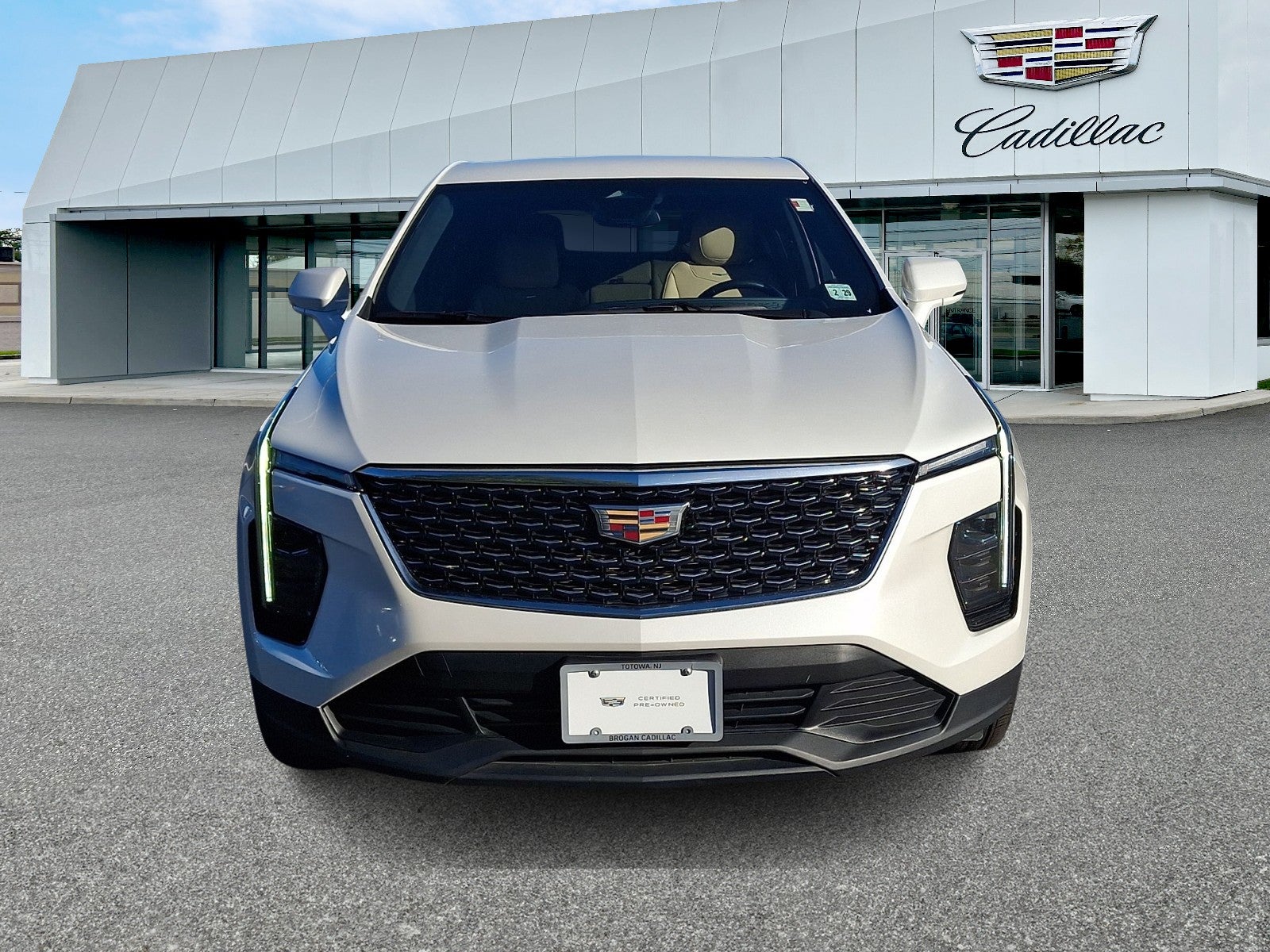 2024 Cadillac XT4 Luxury