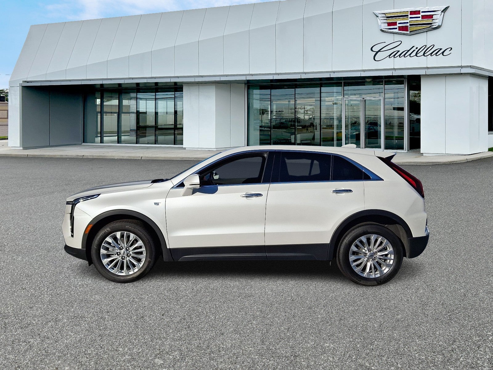 2024 Cadillac XT4 Luxury