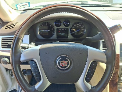 2007 Cadillac Escalade Standard