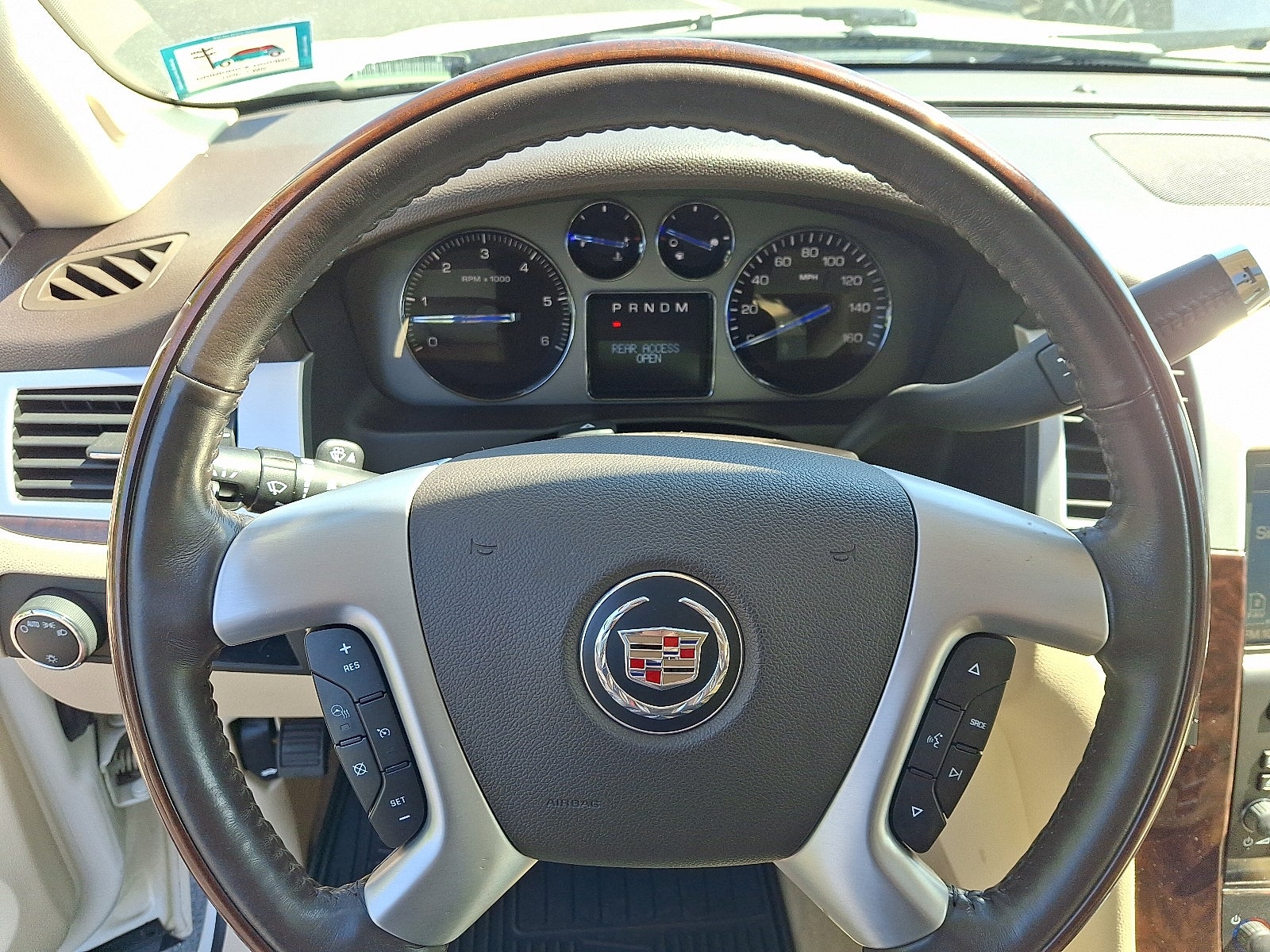 2007 Cadillac Escalade Standard