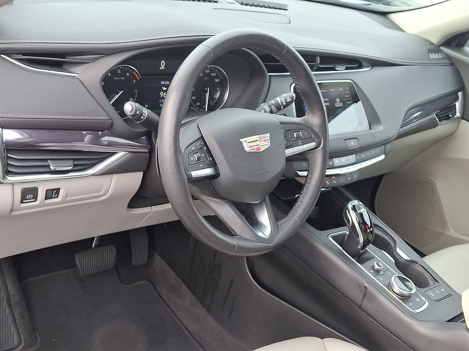 2021 Cadillac XT4 Luxury