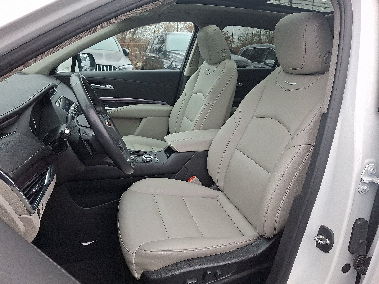 2023 Cadillac XT4 Luxury