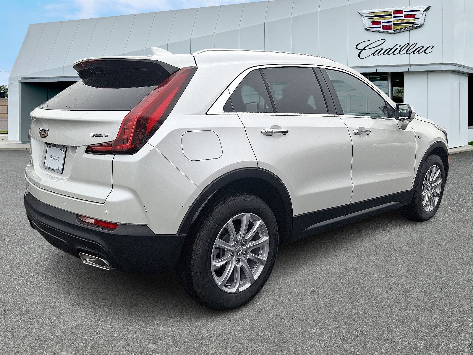 2023 Cadillac XT4 Luxury