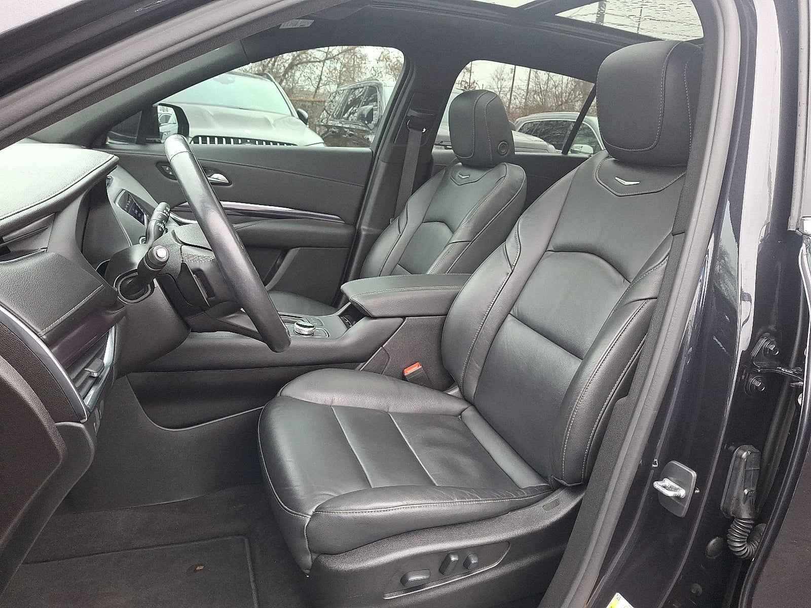 2023 Cadillac XT4 Luxury