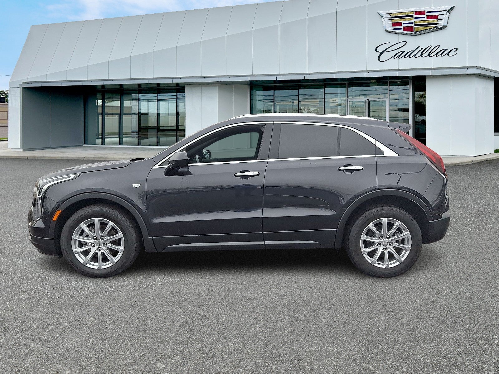 2023 Cadillac XT4 Luxury