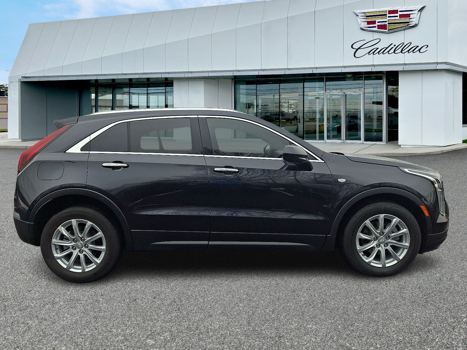 2023 Cadillac XT4 Luxury
