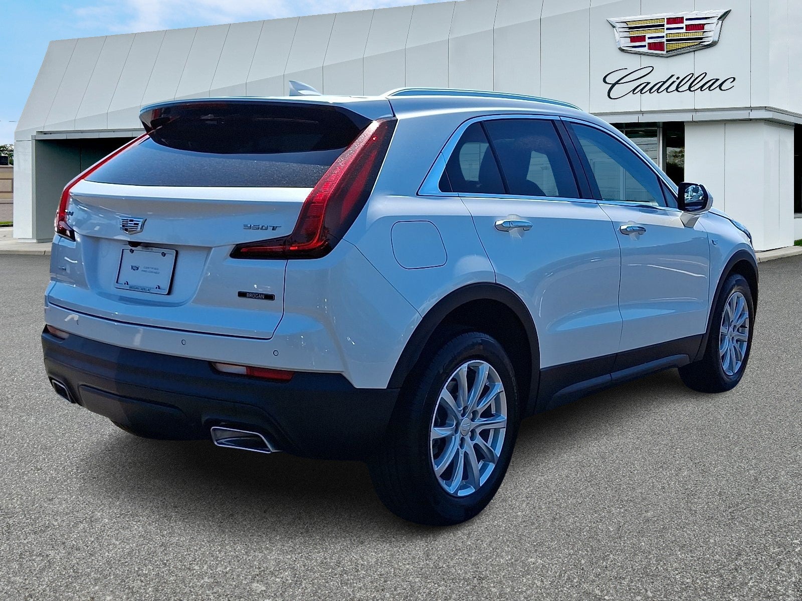 2023 Cadillac XT4 Luxury
