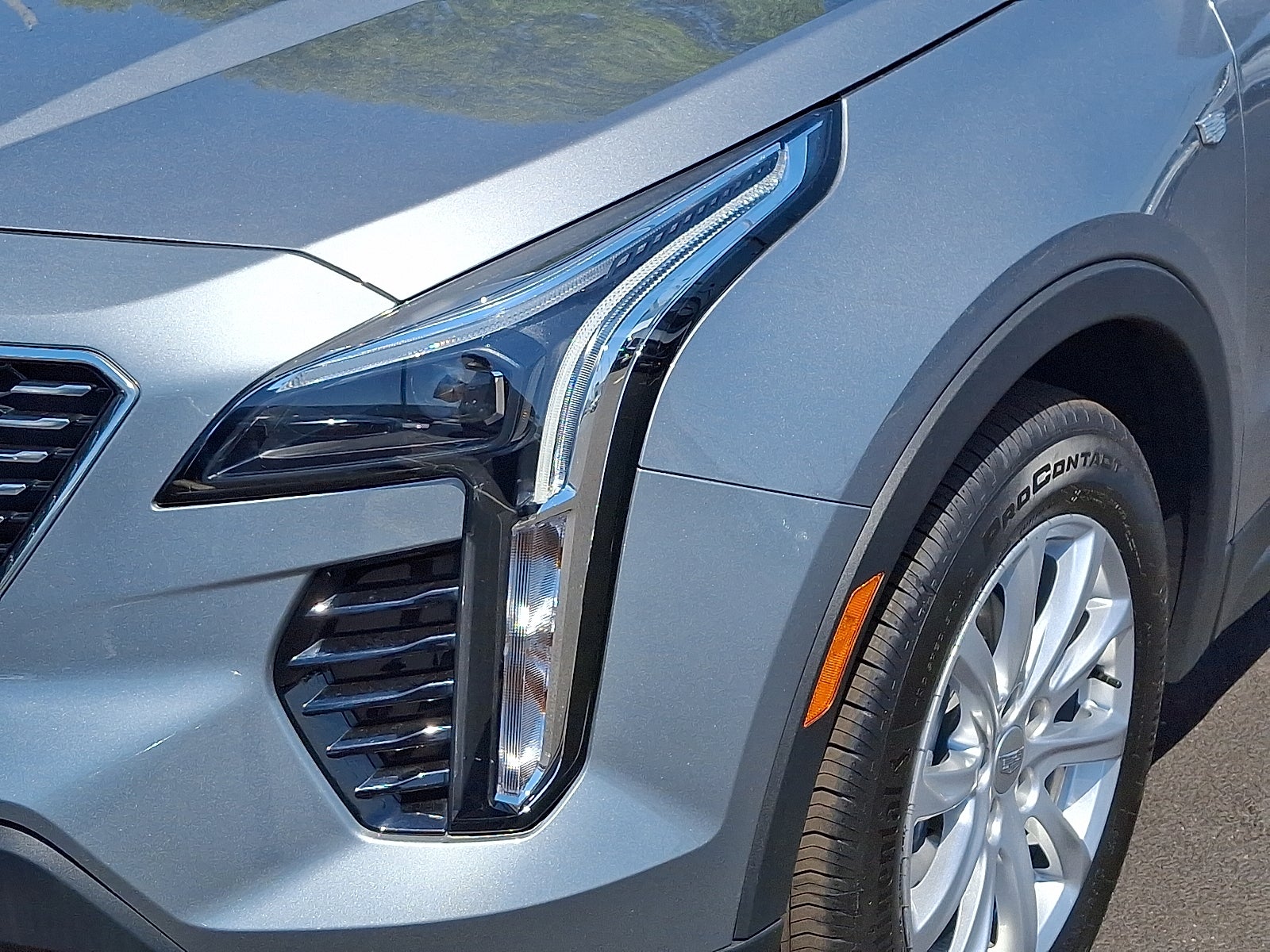 2023 Cadillac XT4 Luxury