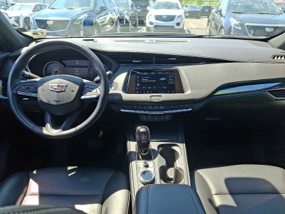 2023 Cadillac XT4 Luxury