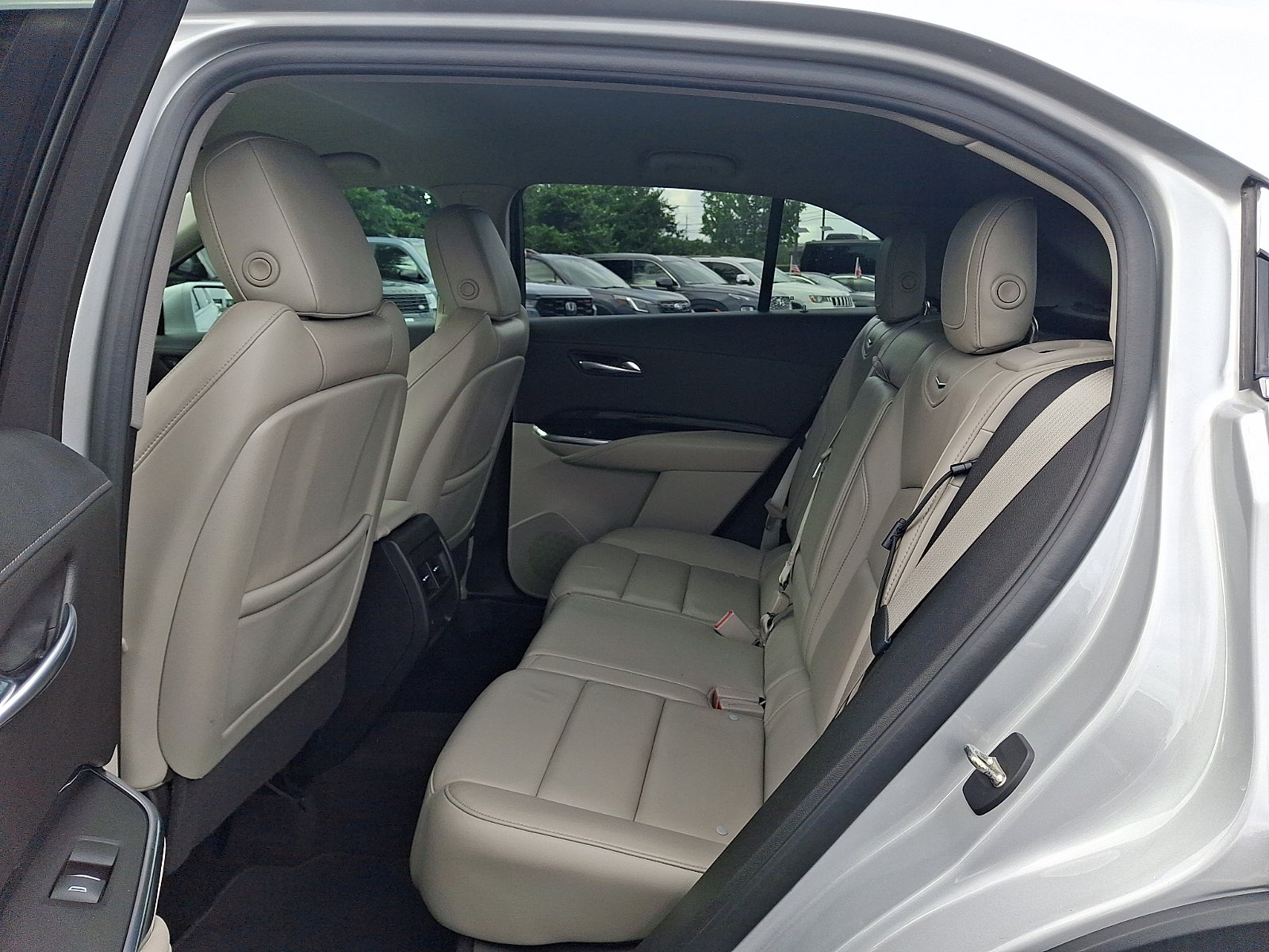 2019 Cadillac XT4 FWD Premium Luxury