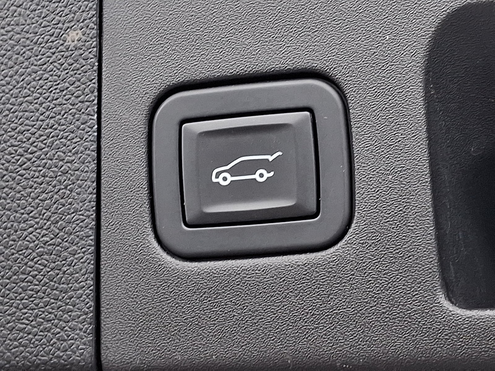 2019 Cadillac XT4 FWD Premium Luxury