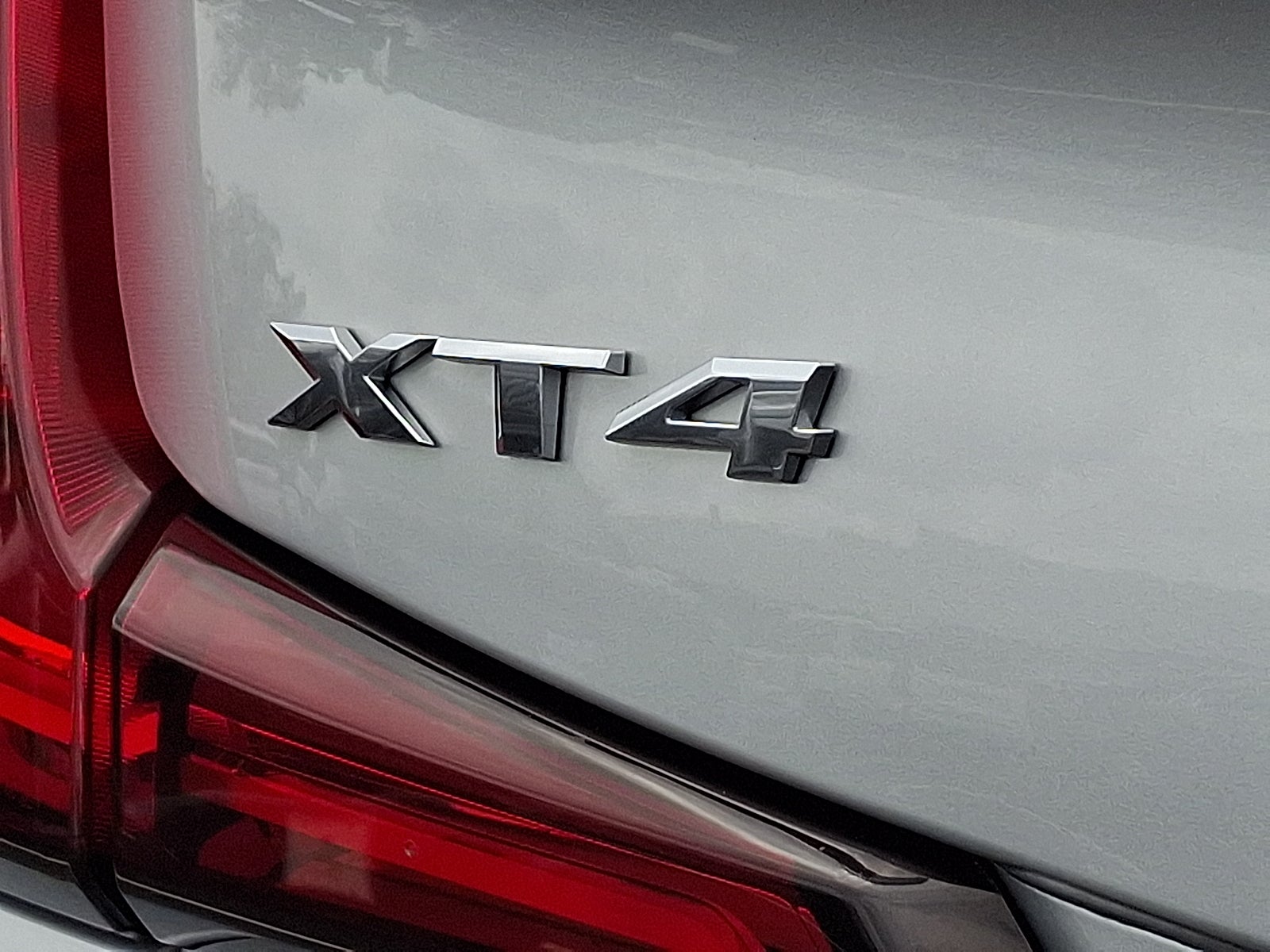 2019 Cadillac XT4 FWD Premium Luxury