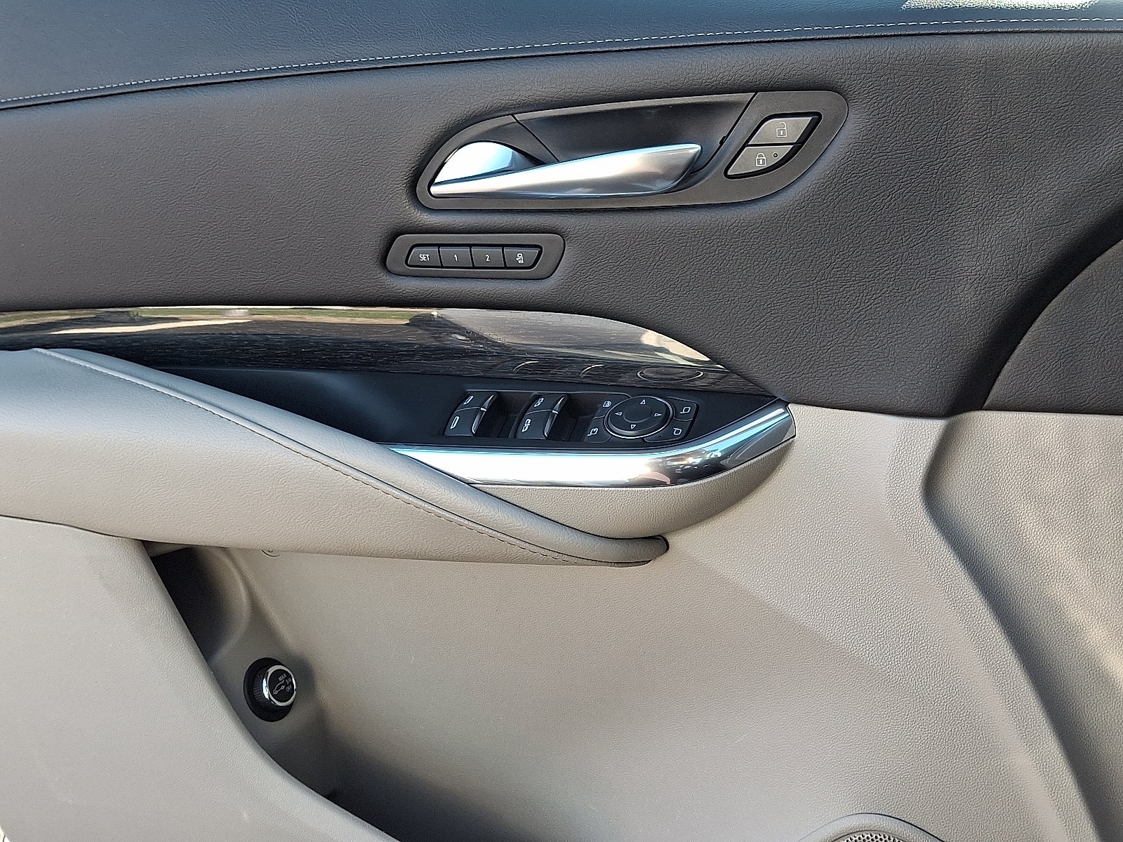 2021 Cadillac XT4 Premium Luxury