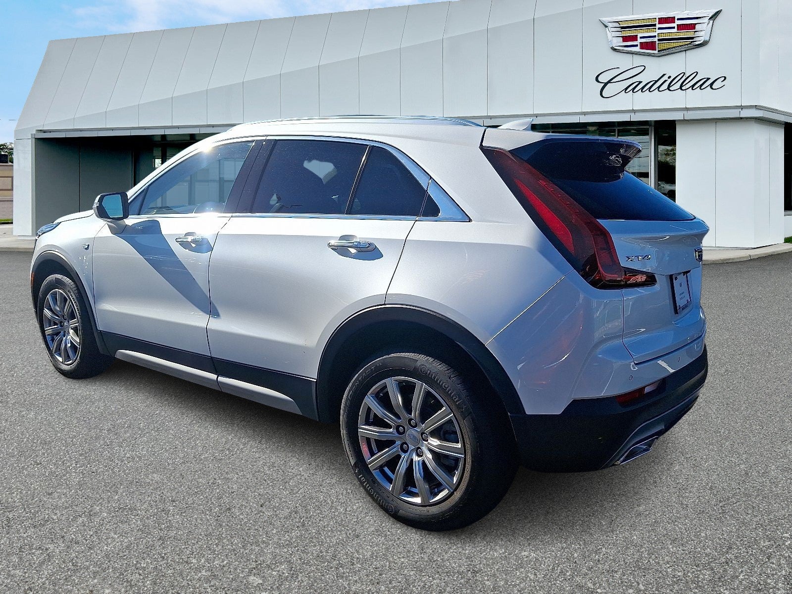 2021 Cadillac XT4 Premium Luxury