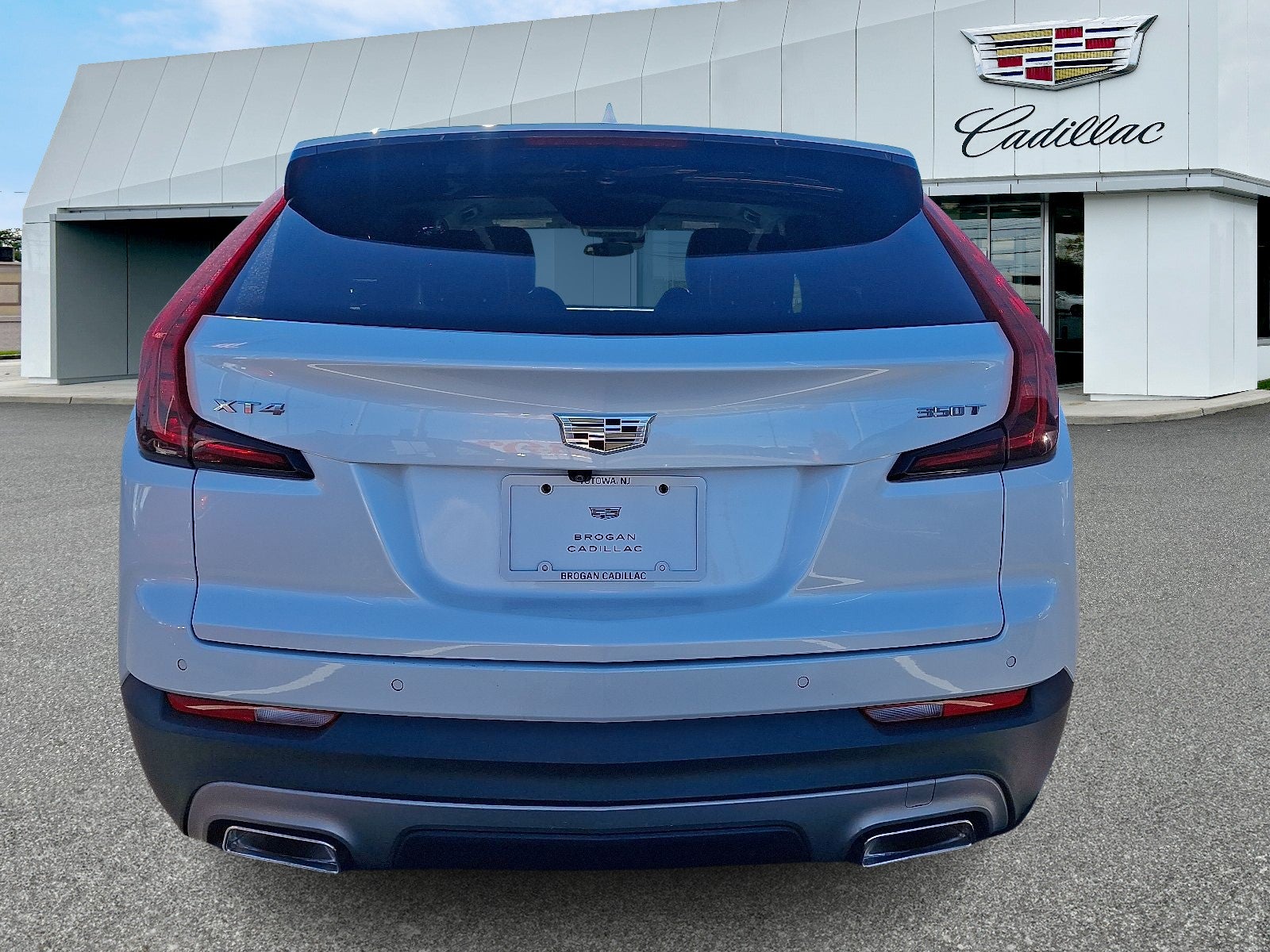 2021 Cadillac XT4 Premium Luxury