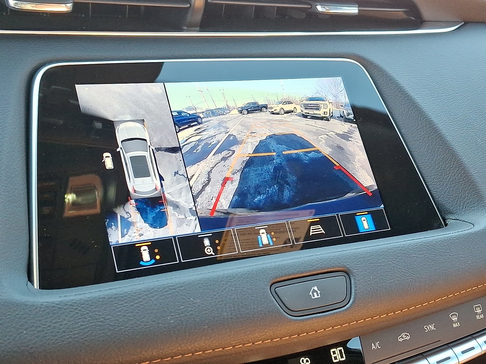 2022 Cadillac XT4 Premium Luxury