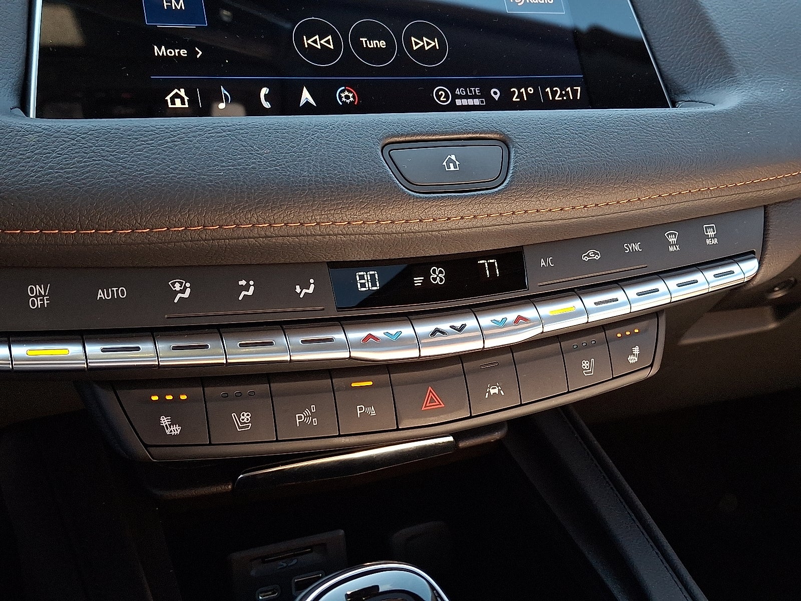 2022 Cadillac XT4 Premium Luxury