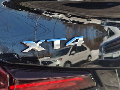 2022 Cadillac XT4 Premium Luxury