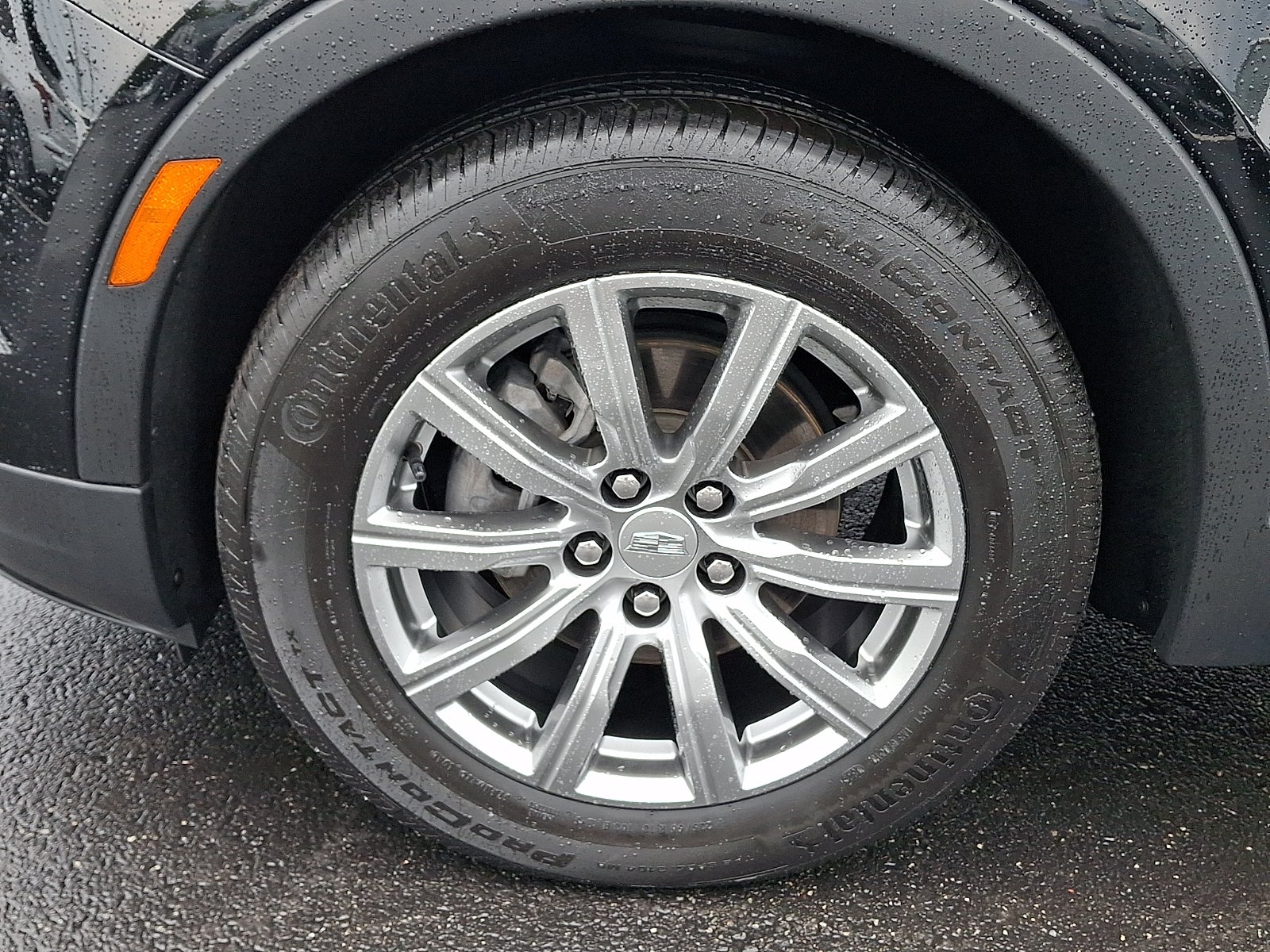 2023 Cadillac XT4 AWD Premium Luxury