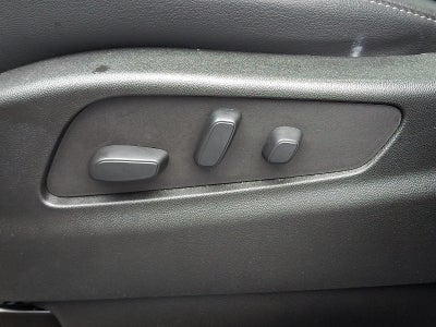 2023 Cadillac XT4 AWD Premium Luxury