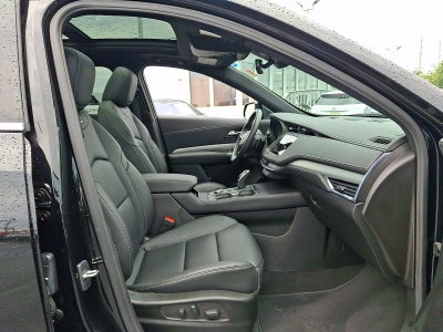 2023 Cadillac XT4 AWD Premium Luxury