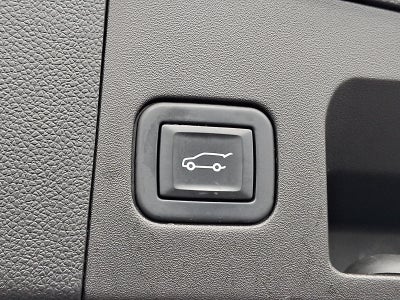 2023 Cadillac XT4 AWD Premium Luxury