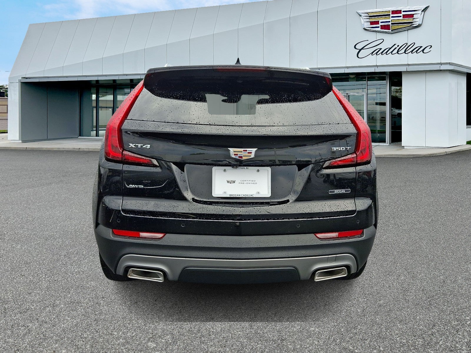 2023 Cadillac XT4 AWD Premium Luxury