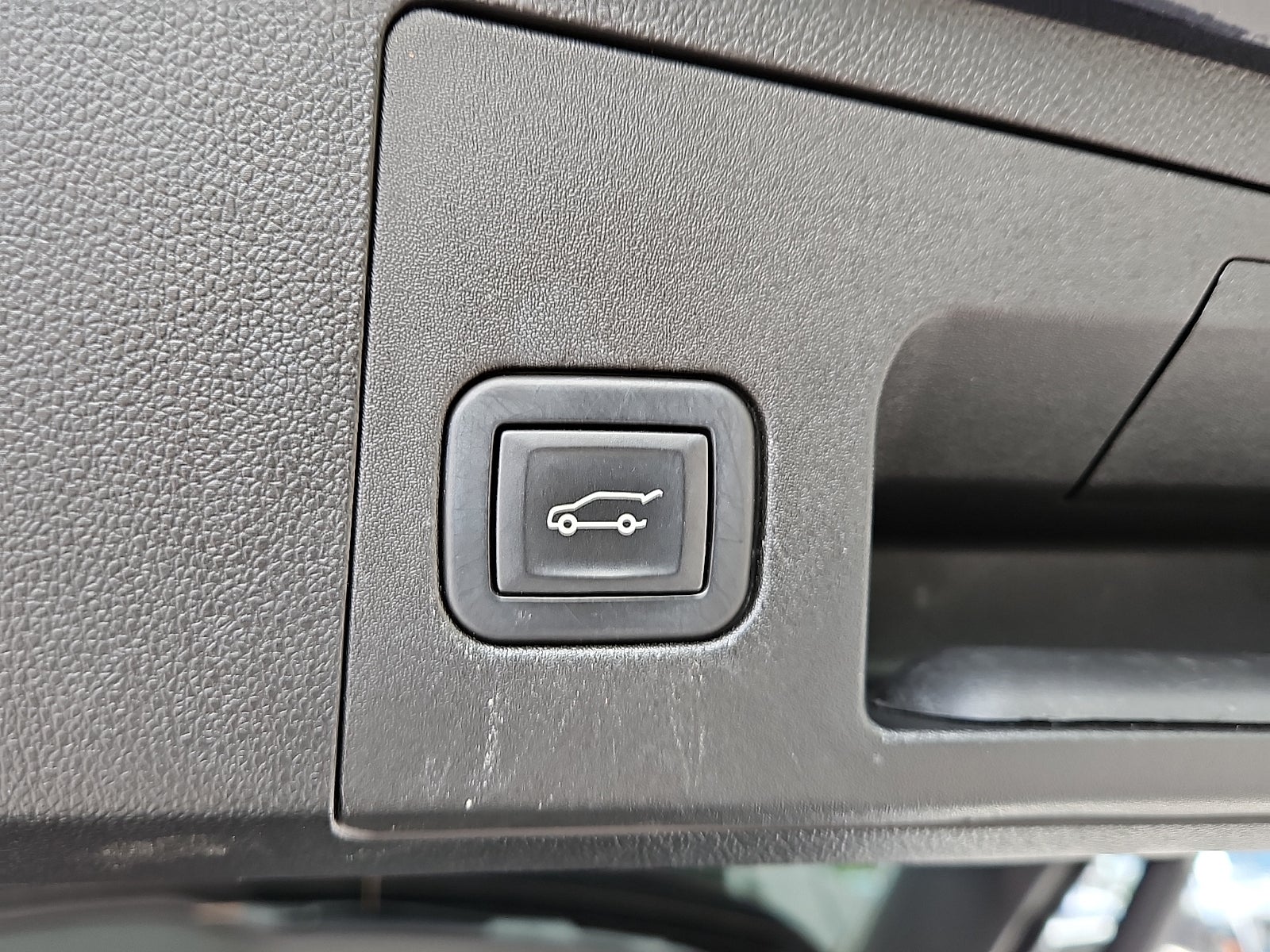 2023 Cadillac XT4 AWD Sport